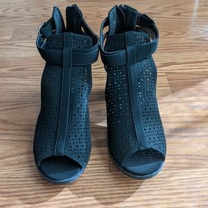 Black TOP Moda heels - unused